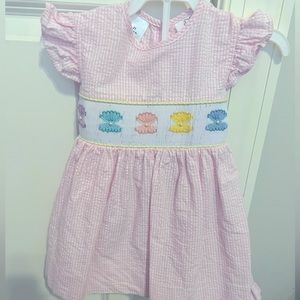 Lulu BeBe Seersucker 2T pink top and shorts. Worn once EUC.